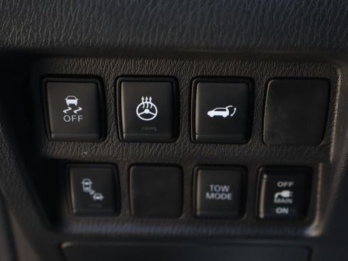 Used 2019 Nissan Pathfinder SL FWD image 23