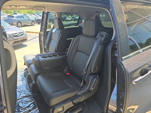 New 2026 Honda Odyssey EX-L image 16