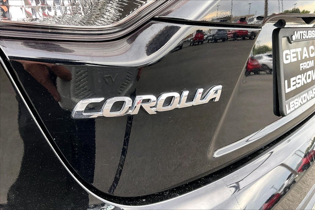 Used 2024 Toyota Corolla LE FWD image 8