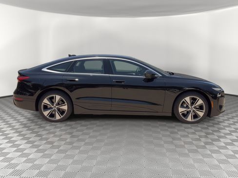 Certified 2025 Audi A6 e-tron Premium Plus w/ Premium Plus AWD/4WD image 8