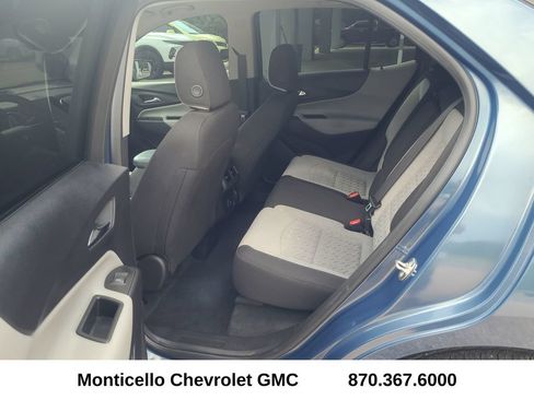 Used 2024 Chevrolet Equinox LS w/ LS Convenience Package FWD image 27