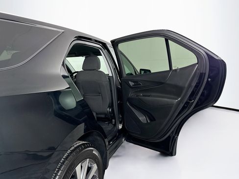 Used 2024 Chevrolet Equinox LT image 29