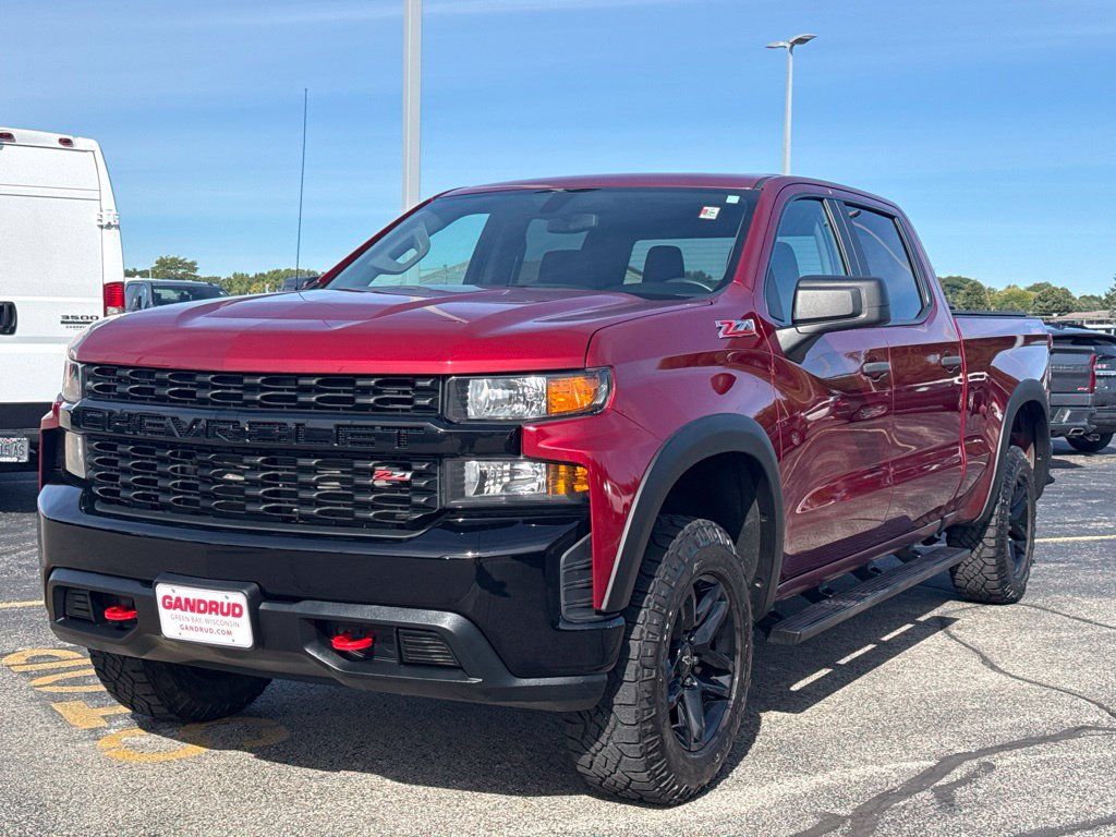 Used 2019 Chevrolet Silverado 1500 Custom Trail Boss w/ Custom Convenience Package AWD/4WD image 2