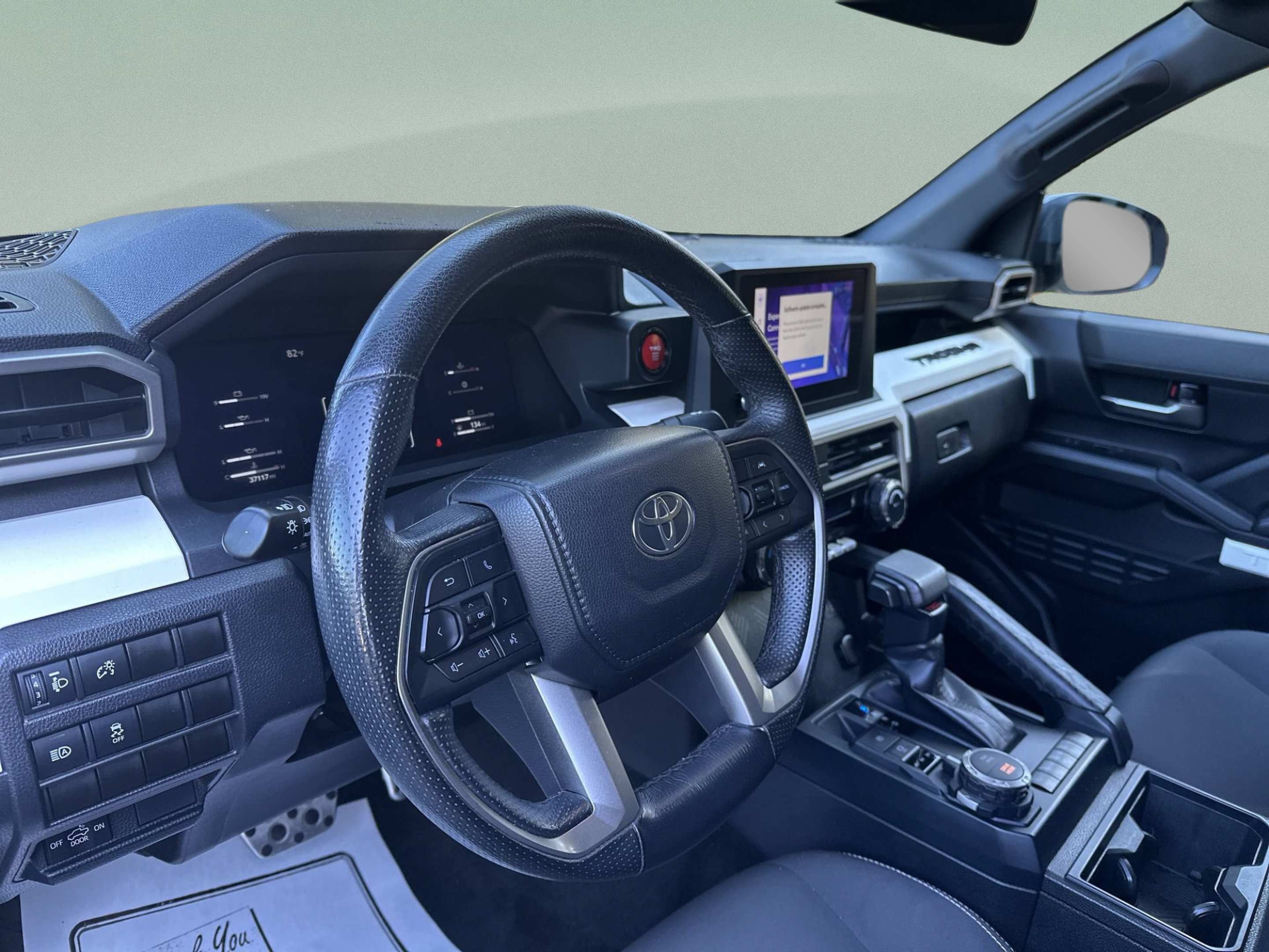 Used 2024 Toyota Tacoma TRD Sport AWD/4WD image 24