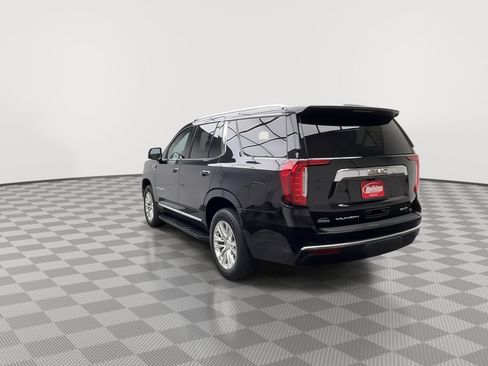 Certified 2022 GMC Yukon SLT w/ SLT Premium Package AWD/4WD image 43