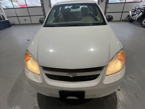 Used 2007 Chevrolet Cobalt LS w/ Enhanced Safety Package image 4
