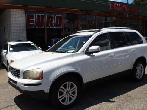 Used 2011 Volvo XC90 3.2 FWD image 1