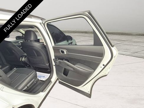 Used 2024 Kia Sorento SX image 35