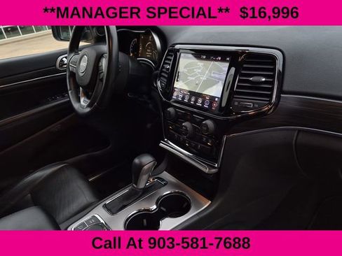 Used 2019 Jeep Grand Cherokee Limited image 16