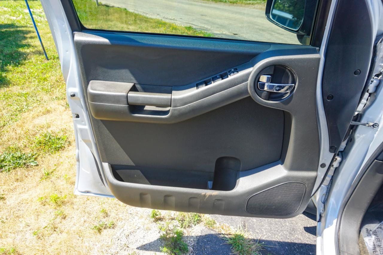 Used 2012 Nissan Xterra PRO-4X AWD/4WD image 24