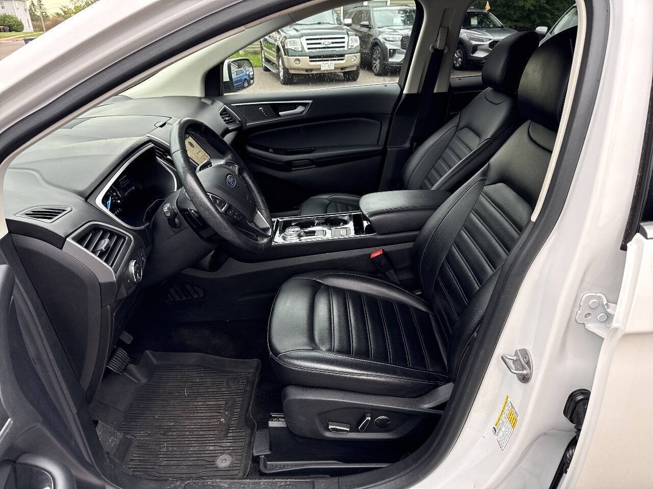 Used 2019 Ford Edge SEL w/ Equipment Group 201A AWD/4WD image 20