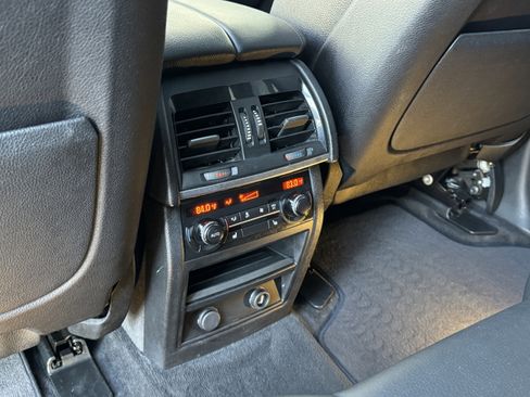 Used 2015 BMW X5 xDrive50i image 39