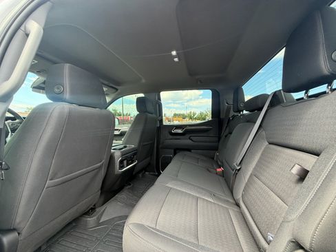 Used 2024 GMC Sierra 1500 Elevation w/ X31 Off-Road Package AWD/4WD image 12