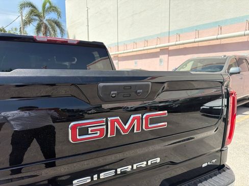 Used 2025 GMC Sierra 1500 SLT w/ SLT Premium Package RWD image 18