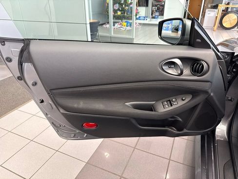 New 2026 Nissan Z Sport w/ Floor Mat Package RWD image 7