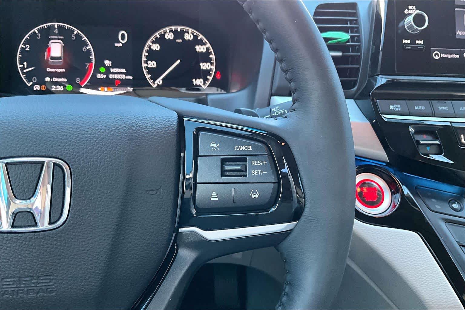 Used 2026 Honda Odyssey Touring image 24