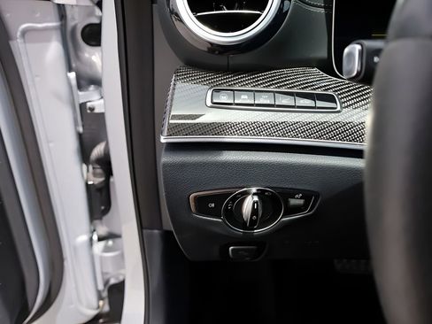 Used 2019 Mercedes-Benz E 63 AMG S image 38