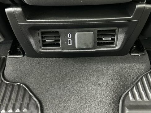 Used 2025 Chevrolet Silverado 1500 LT image 20