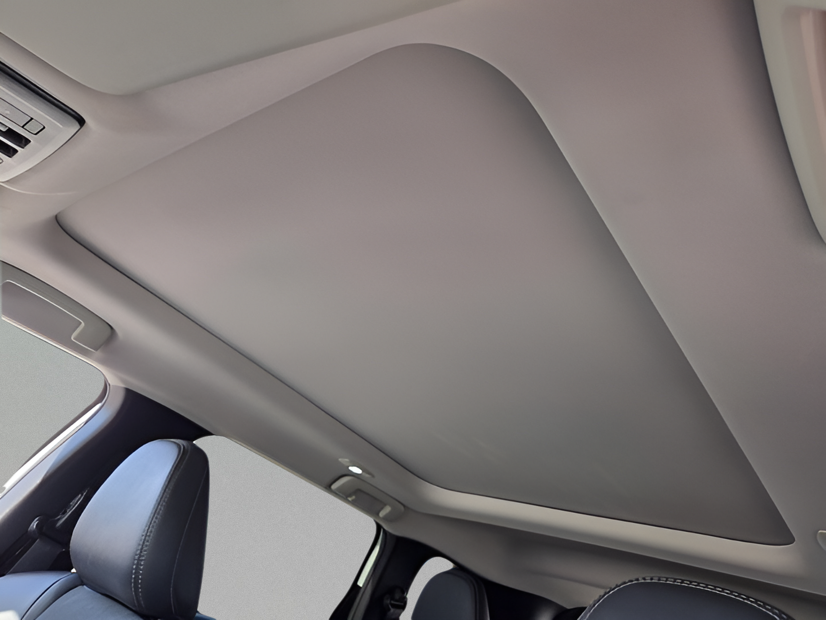 Used 2024 Mitsubishi Outlander SE FWD image 16