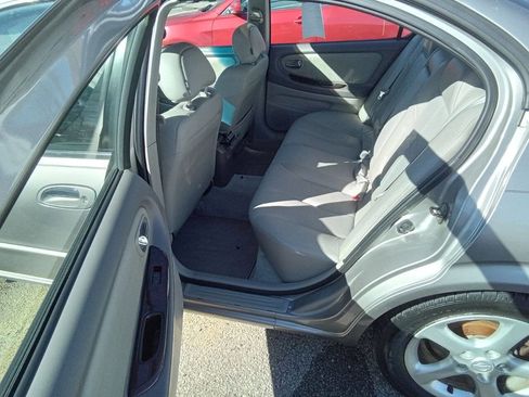 Used 2001 Nissan Maxima GLE w/ (W08) Meridian Edition Pkg image 10
