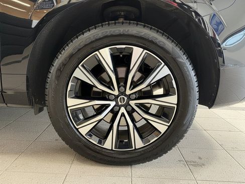 Used 2023 Volvo XC60 B5 Ultimate AWD/4WD image 7