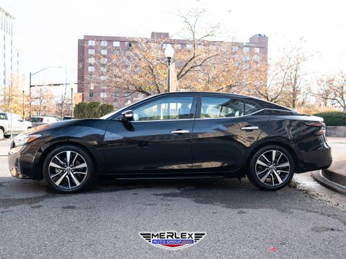 Used 2021 Nissan Maxima 3.5 SV w/ Floor Mat Group image 4