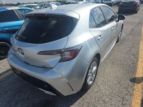 Used 2019 Toyota Corolla SE w/ SE Option Package FWD image 2