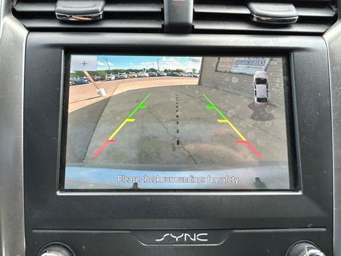 Used 2019 Ford Fusion SEL FWD image 25