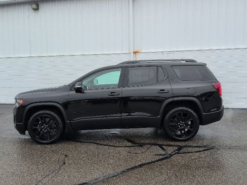 Used 2022 GMC Acadia SLT w/ Elevation Edition image 3