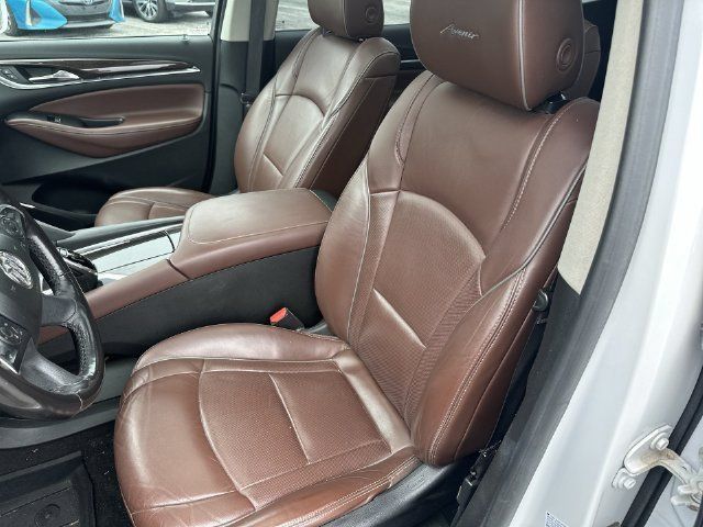 Used 2018 Buick Enclave Avenir w/ Avenir Technology Package FWD image 15