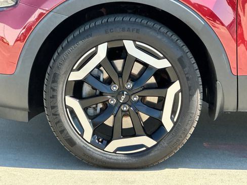 Used 2023 Kia Telluride EX w/ EX Captain's Chair Package FWD image 28