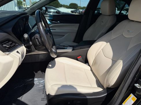 Used 2020 Cadillac CT4 Premium Luxury w/ Climate Package RWD image 19