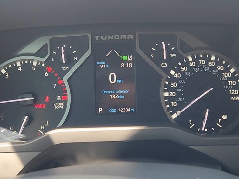 Used 2023 Toyota Tundra Limited AWD/4WD image 21