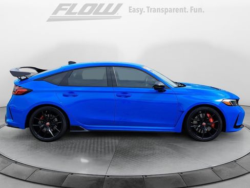 Used 2023 Honda Civic Type R image 10