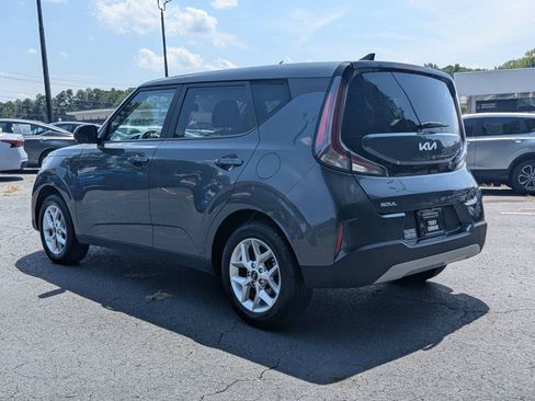 Used 2024 Kia Soul LX w/ Option Group 015 FWD image 6