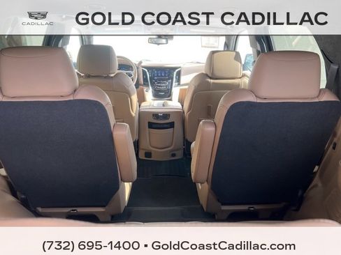 Used 2020 Cadillac Escalade Platinum image 15