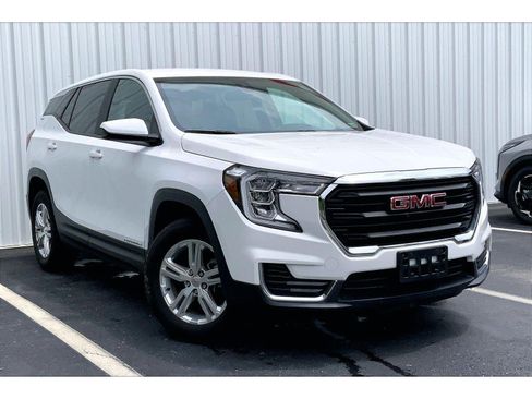 Used 2024 GMC Terrain SLE AWD/4WD image 32
