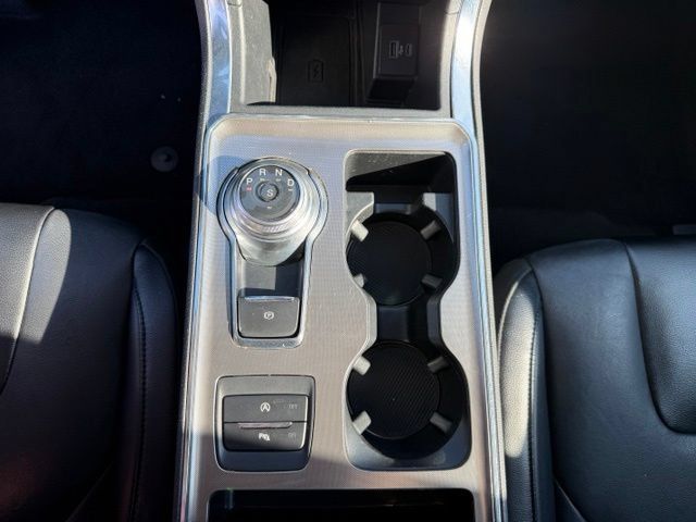 Certified 2022 Ford Edge Titanium AWD/4WD image 19
