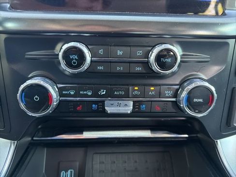 Used 2023 Ford F150 Limited image 34