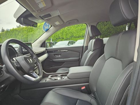 Used 2025 Honda Pilot EX-L image 24
