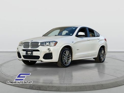 Used 2018 BMW X4 xDrive28i image 3