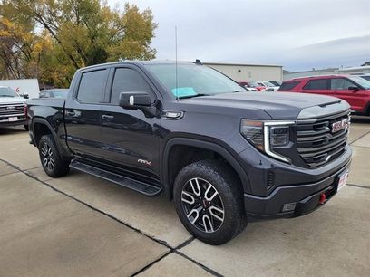 Used 2022 GMC Sierra 1500 AT4 w/ AT4 Preferred Package