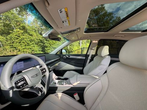 New 2026 Genesis GV80 2.5T Advanced image 20