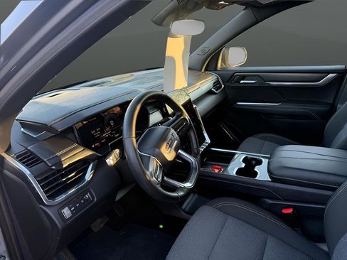 Certified 2025 GMC Acadia Elevation image 10