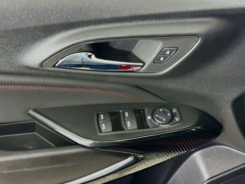 New 2026 Chevrolet Trax RS w/ Sunroof Package FWD image 19