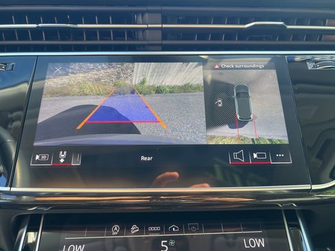 Used 2022 Audi Q7 3.0T Premium Plus w/ Premium Plus Package image 21