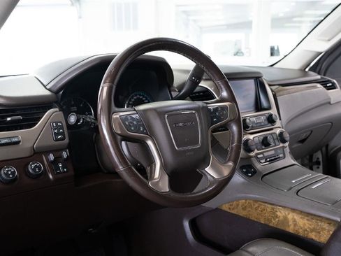 Used 2017 GMC Yukon XL Denali w/ Open Road Package image 9