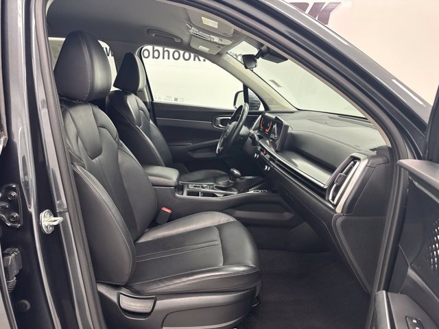 Used 2024 Kia Sorento S AWD/4WD image 31