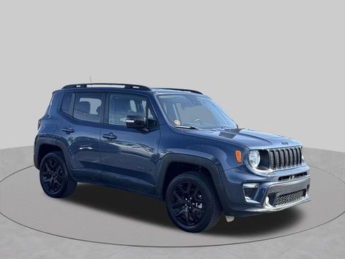 Used 2023 Jeep Renegade Altitude AWD/4WD image 12