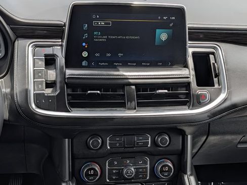 Used 2022 Chevrolet Tahoe Z71 w/ Luxury Package AWD/4WD image 13